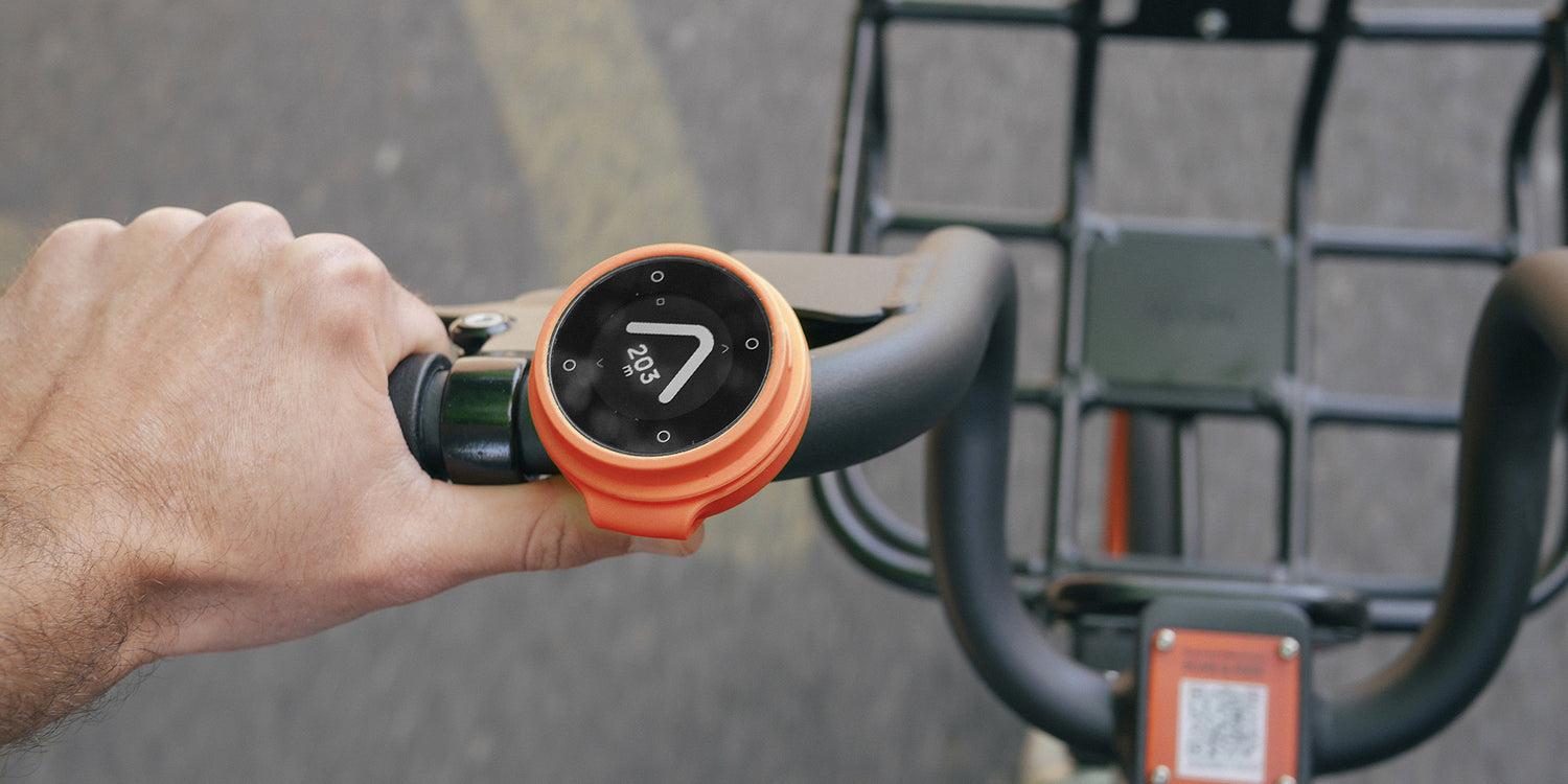 beeline on mobike handlebars