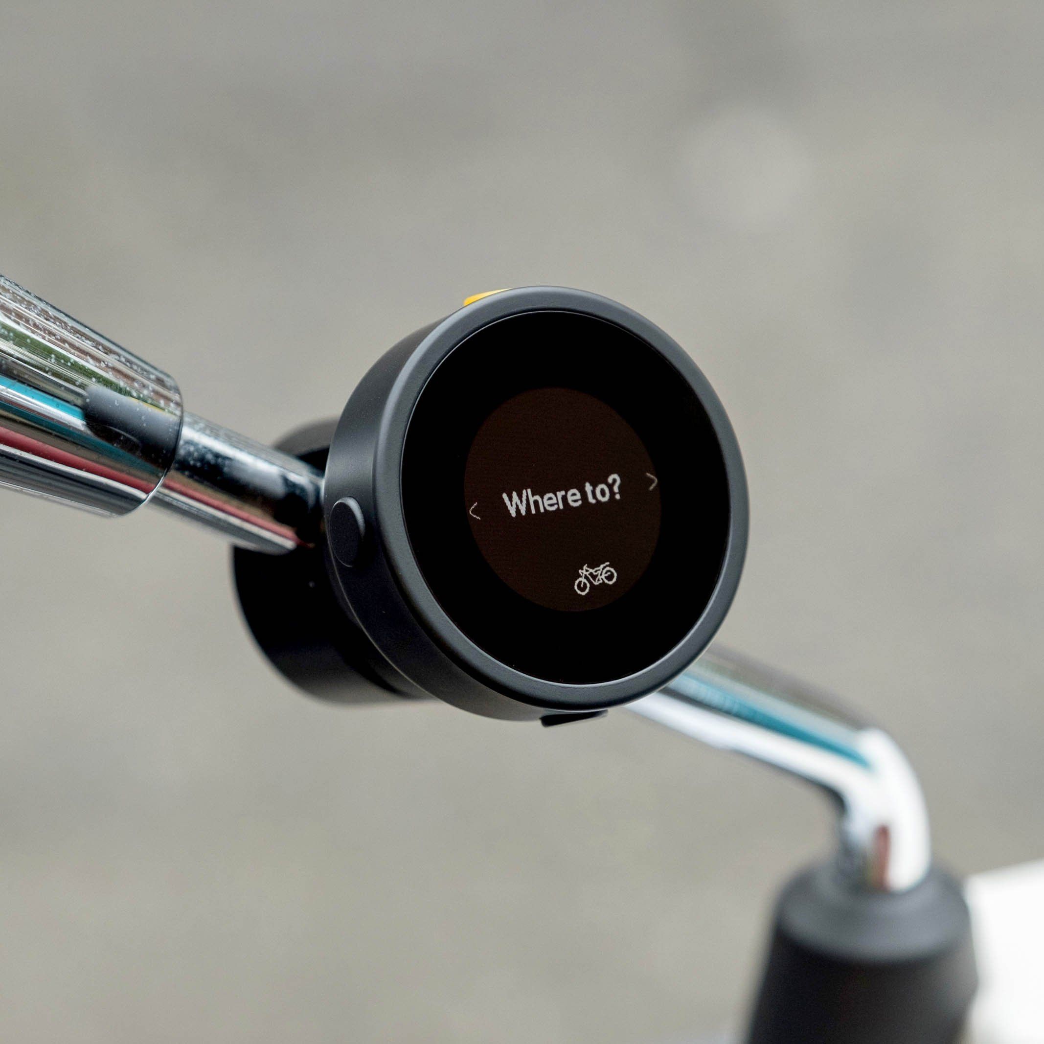 Beeline Moto on a scooter rear view clamp mount