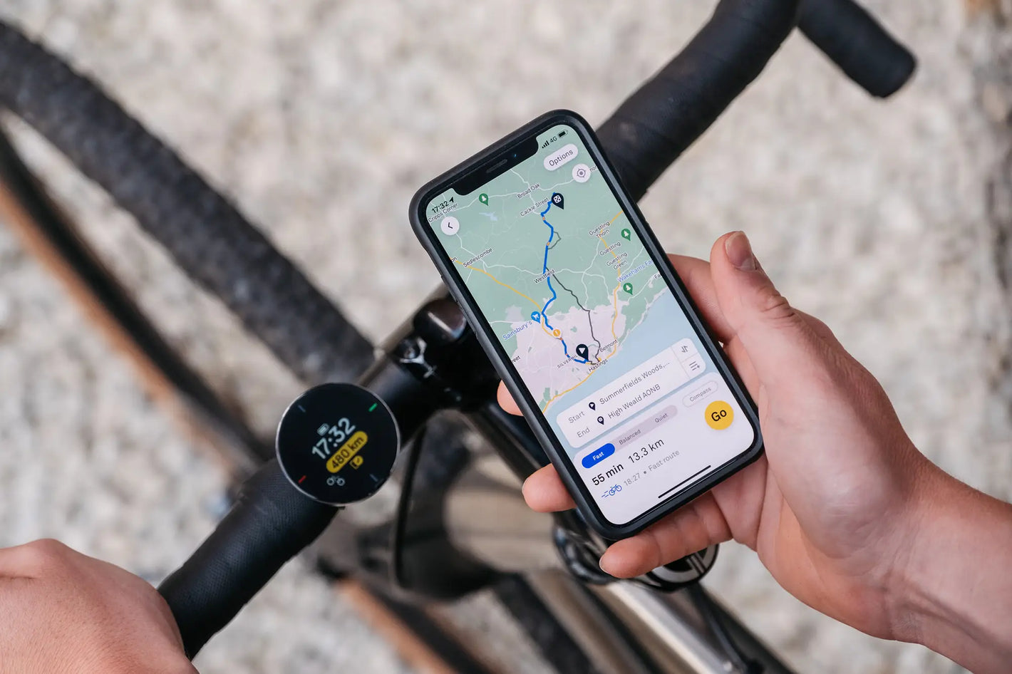 Planning a route in the Beeline app, connected to a Velo 2 on a gravel bike