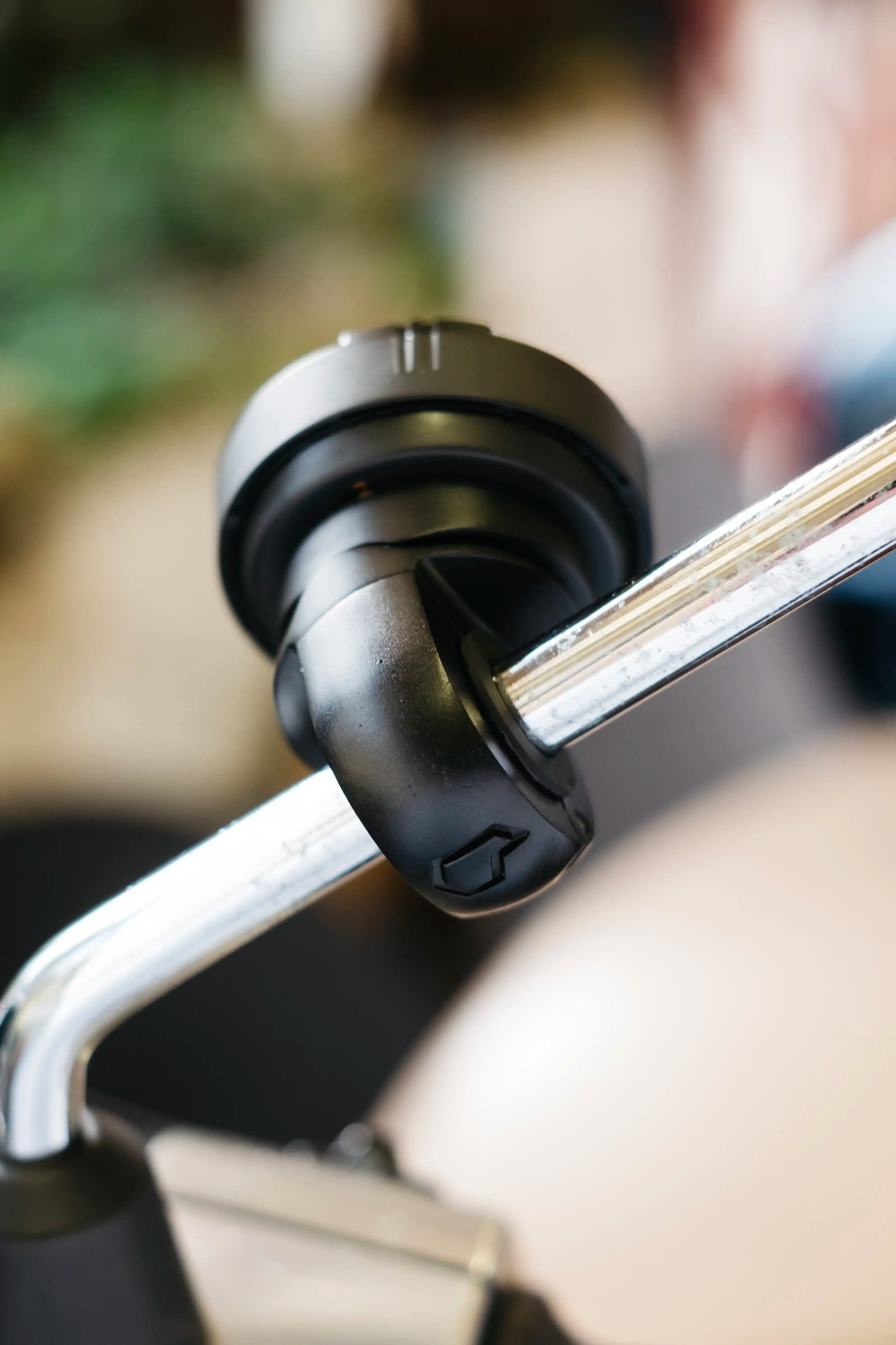 Moto II Mirror & Crossbar Mount
