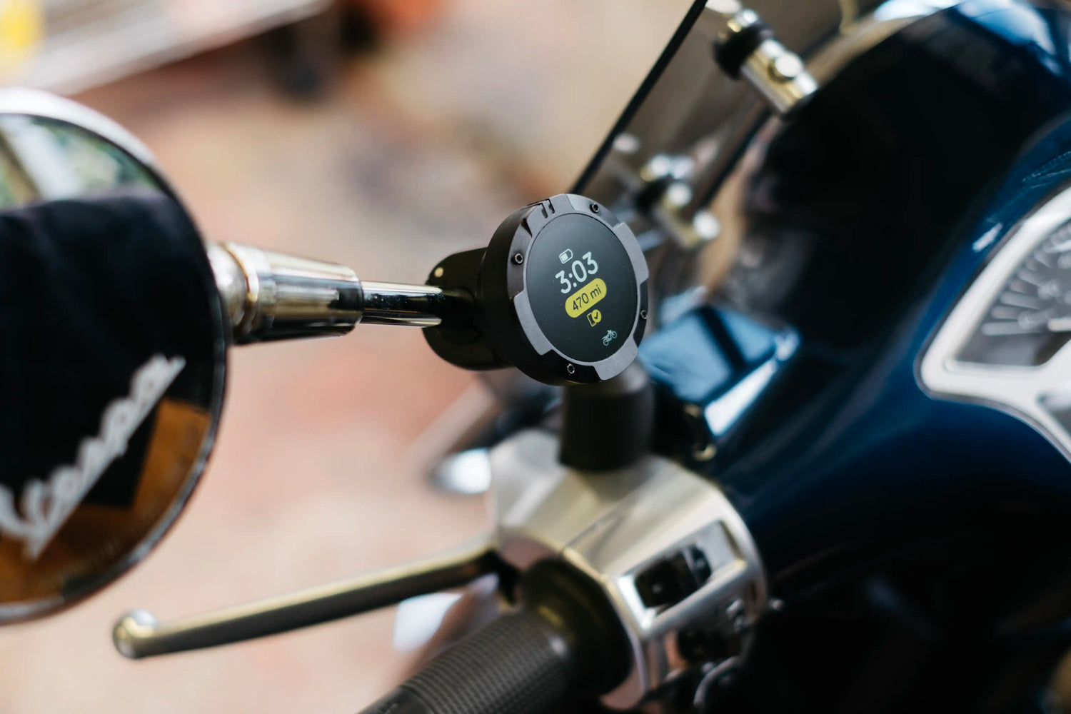 Moto II Mirror &amp; Crossbar Mount