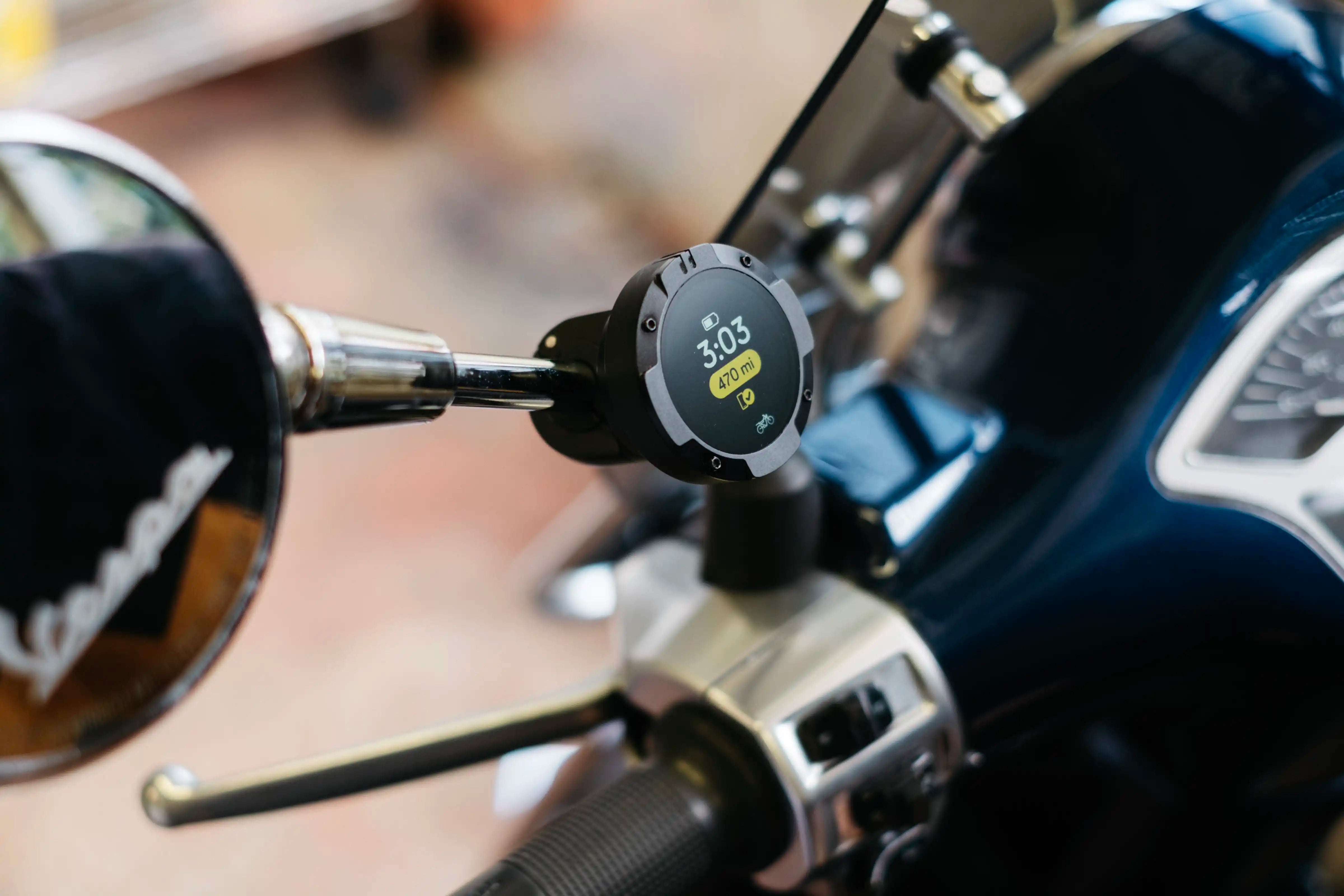 Moto II Mirror & Crossbar Mount